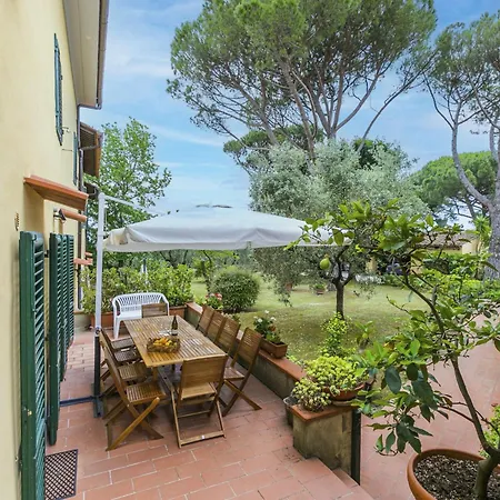 San Lazzaro By Interhome Montevettolini